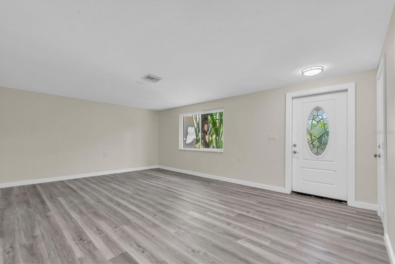 5630 Denver Street Ne, Saint Petersburg, FL 33703 Photo