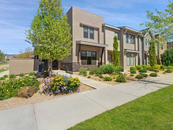 4210 E Parkcenter Boulevard, Boise, ID 83716