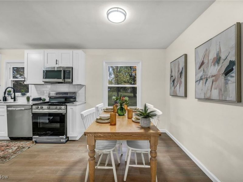 1881 W Pleasant Valley Road, Cleveland, OH 44134 Photo 10