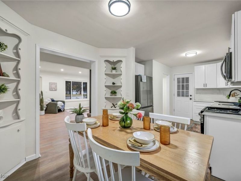 1881 W Pleasant Valley Road, Cleveland, OH 44134 Photo 12