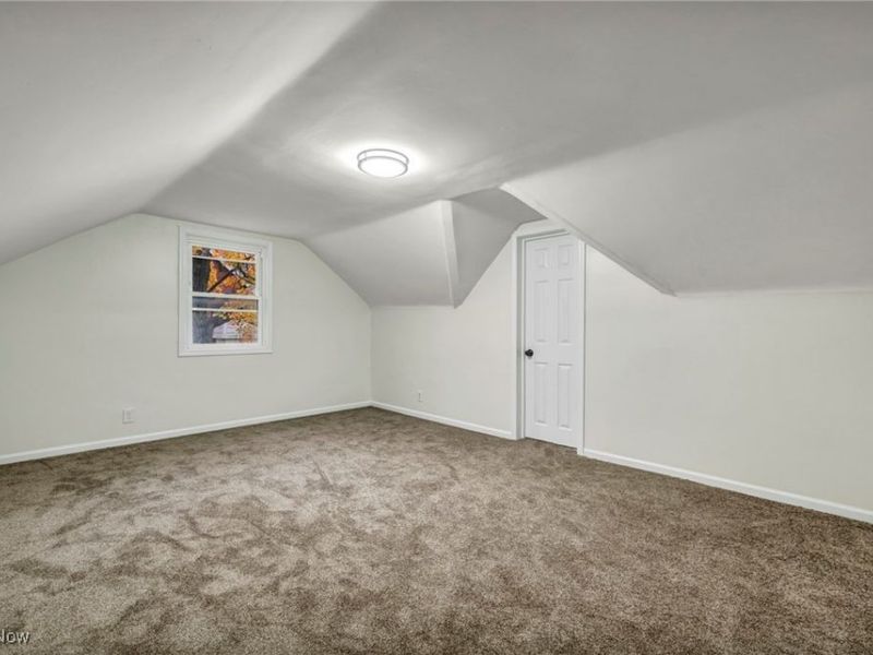 1881 W Pleasant Valley Road, Cleveland, OH 44134 Photo 26