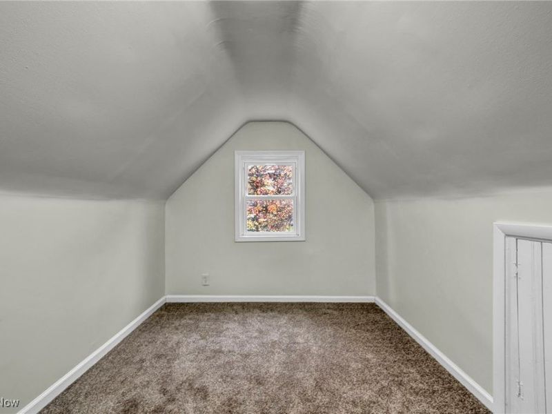 1881 W Pleasant Valley Road, Cleveland, OH 44134 Photo 29