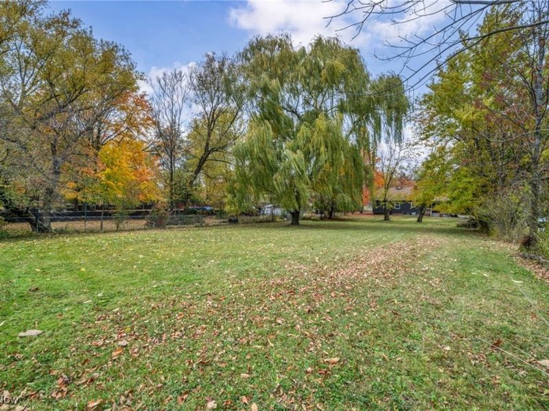 1881 W Pleasant Valley Road, Cleveland, OH 44134 Photo 42