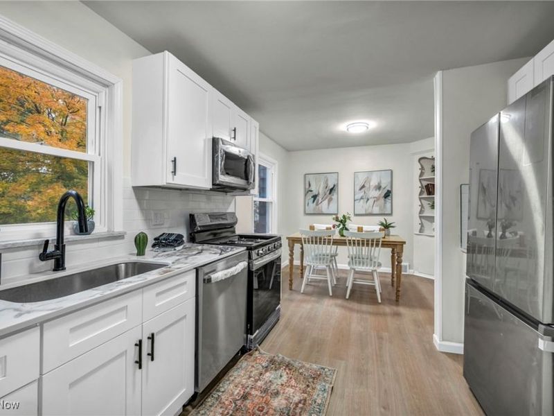 1881 W Pleasant Valley Road, Cleveland, OH 44134 Photo 8