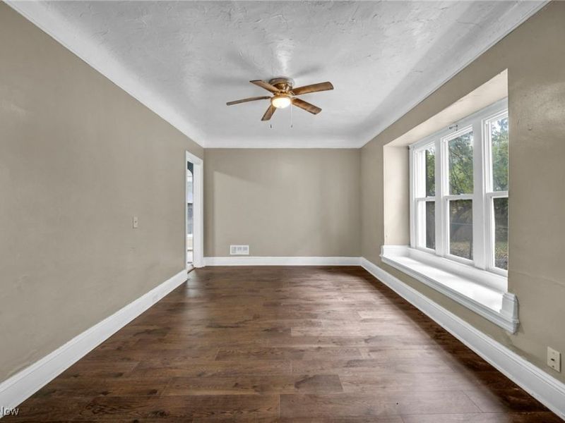 1677 Carlyon Road, East Cleveland, OH 44112 Photo 12