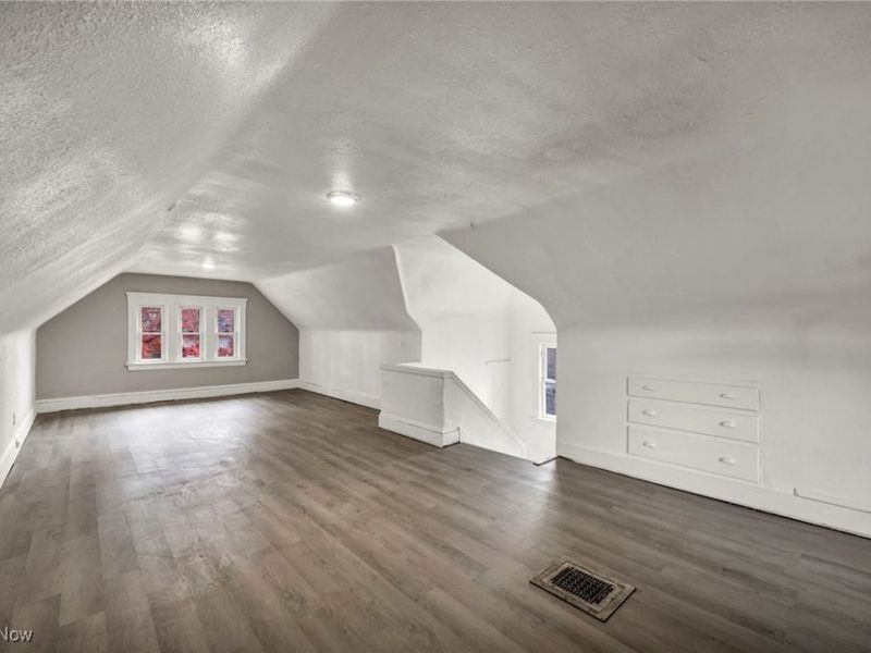 1677 Carlyon Road, East Cleveland, OH 44112 Photo 29