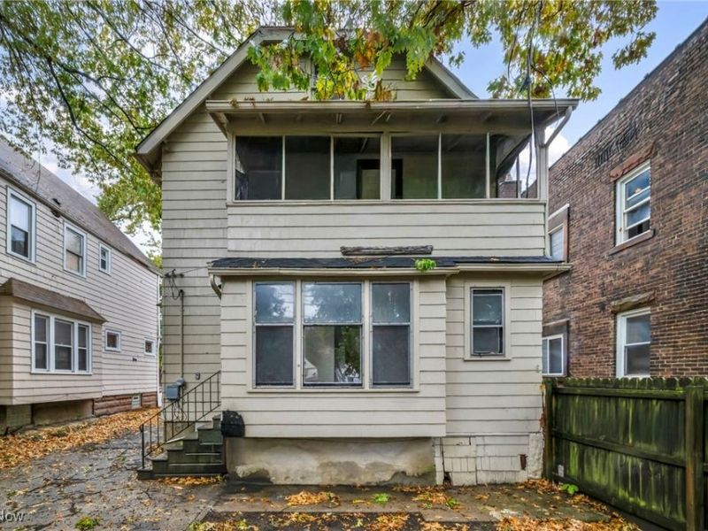 1677 Carlyon Road, East Cleveland, OH 44112 Photo 3