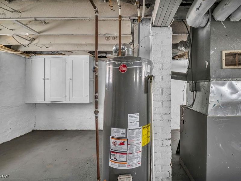 1677 Carlyon Road, East Cleveland, OH 44112 Photo 33