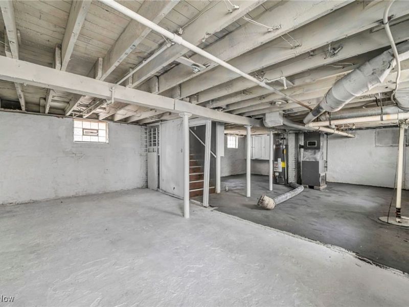 1677 Carlyon Road, East Cleveland, OH 44112 Photo 37