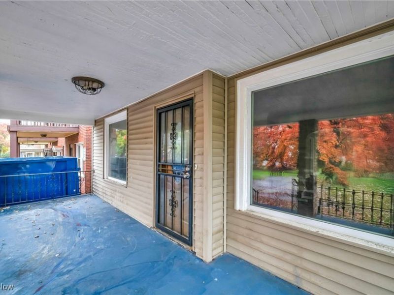 1677 Carlyon Road, East Cleveland, OH 44112 Photo 5