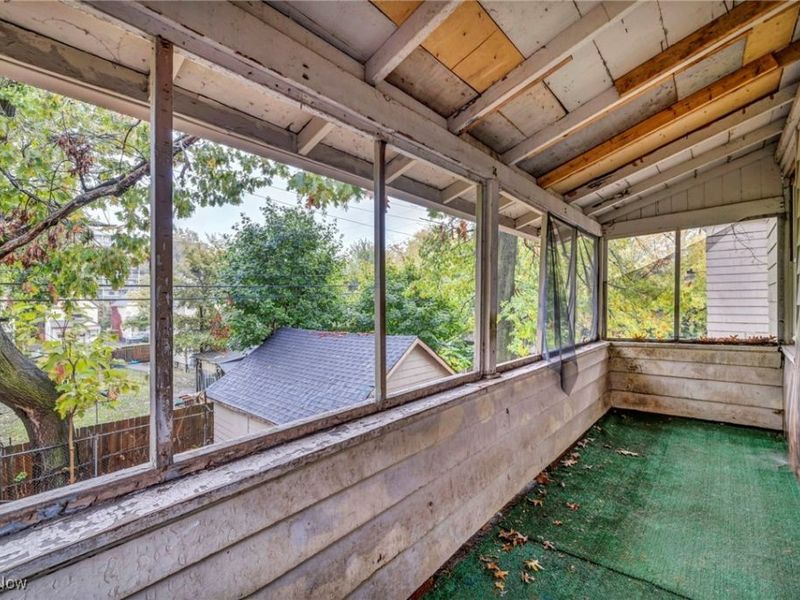 1677 Carlyon Road, East Cleveland, OH 44112 Photo 7