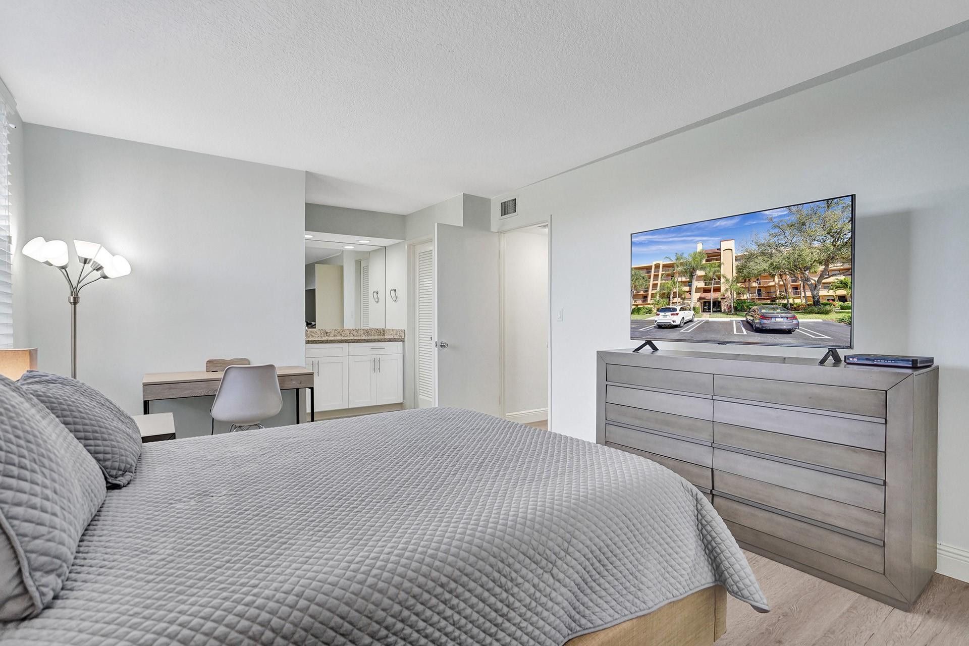 955 Dotterel Road, Unit 2304, Delray Beach, FL 33444 Photo
