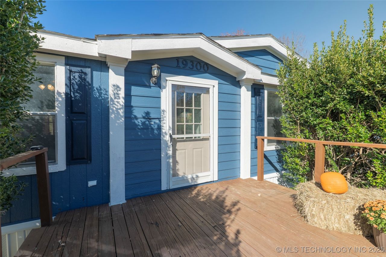 19300 S Timber Acres Road, Claremore, OK 74019 Main Photo