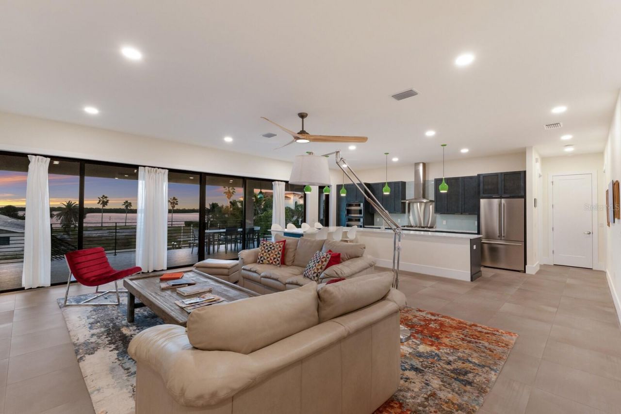 569 Rountree Drive, Longboat Key, FL 34228 Photo