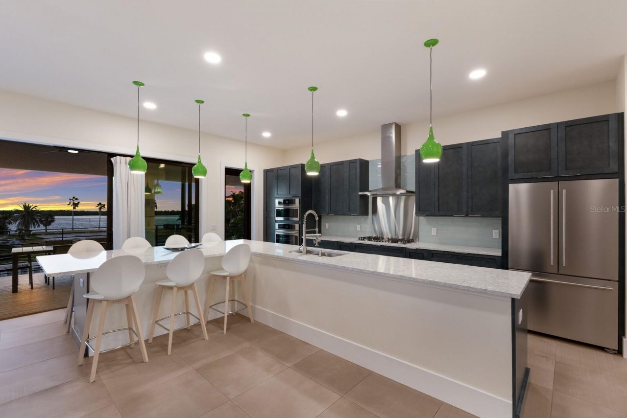 569 Rountree Drive, Longboat Key, FL 34228 Photo