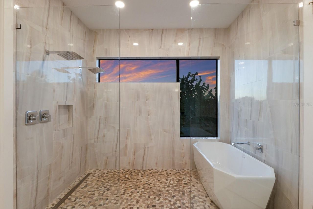 569 Rountree Drive, Longboat Key, FL 34228 Photo