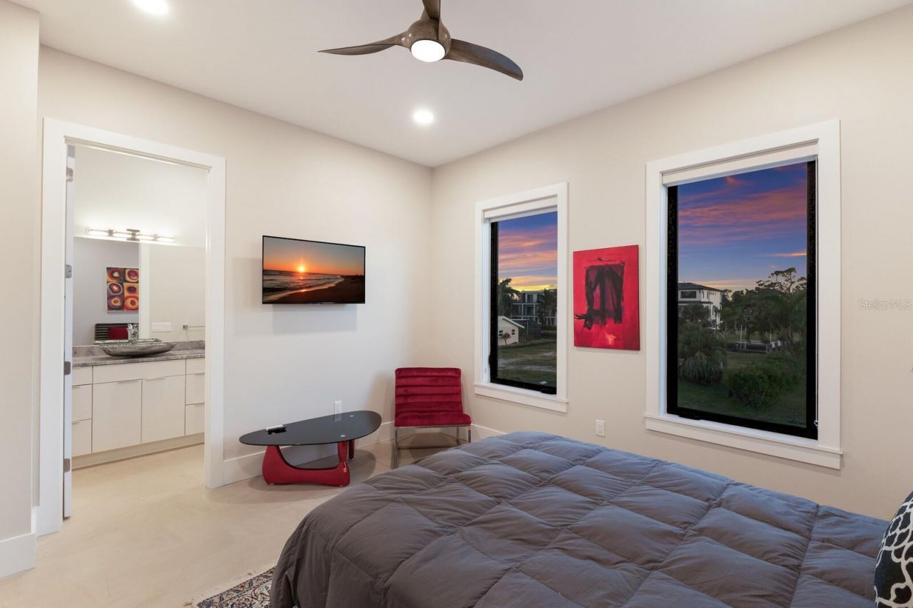 569 Rountree Drive, Longboat Key, FL 34228 Photo