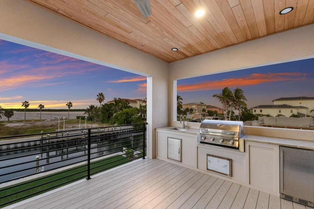 569 Rountree Drive, Longboat Key, FL 34228 Photo