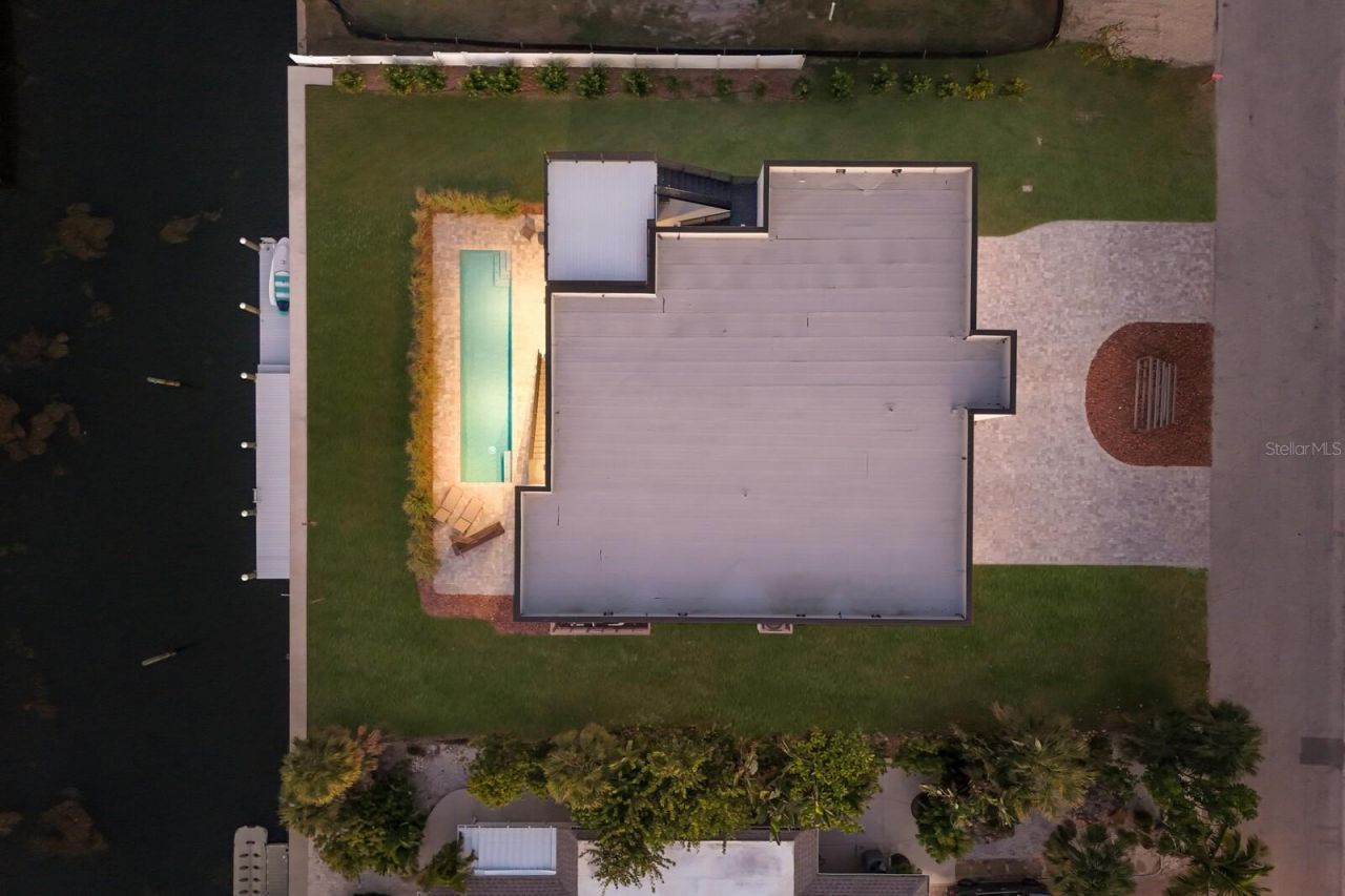 569 Rountree Drive, Longboat Key, FL 34228 Photo