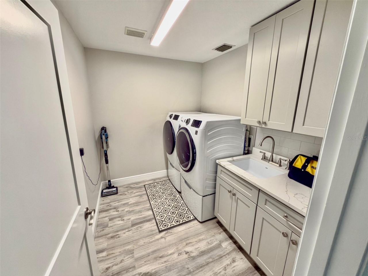 7425 245th Street E, Myakka City, FL 34251 Photo