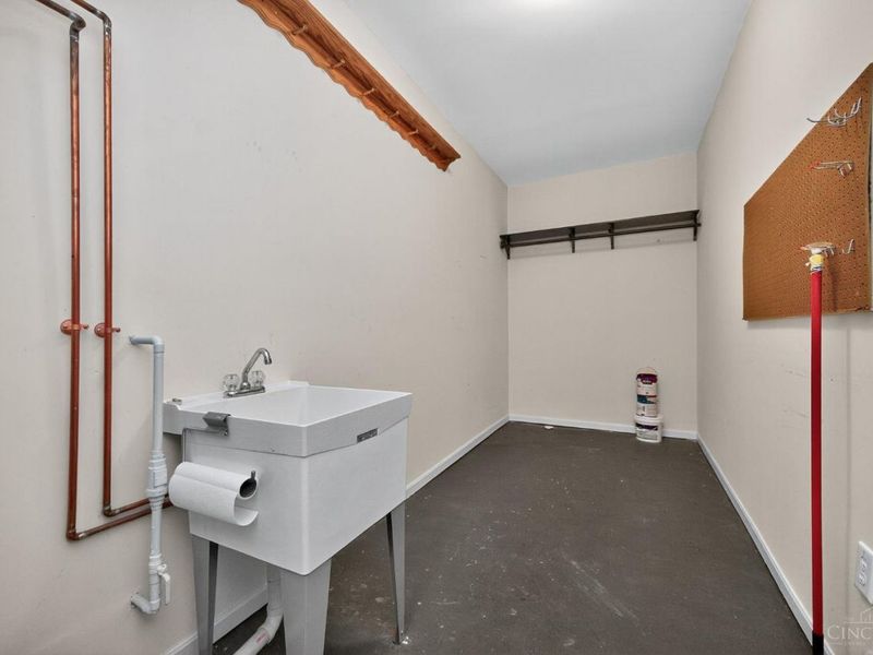 2403 Traverse Creek Drive, Miami Twp, OH 45150 Photo 30