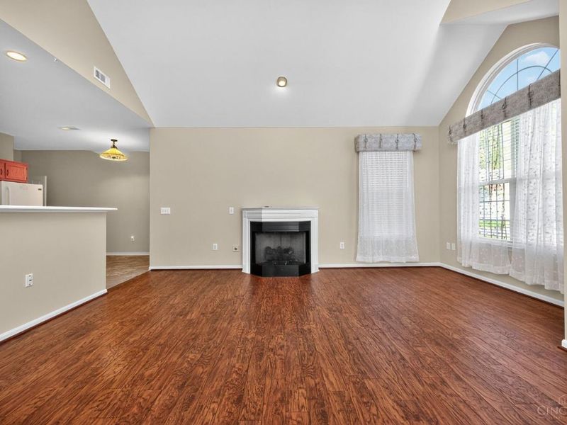 2403 Traverse Creek Drive, Miami Twp, OH 45150 Photo 8