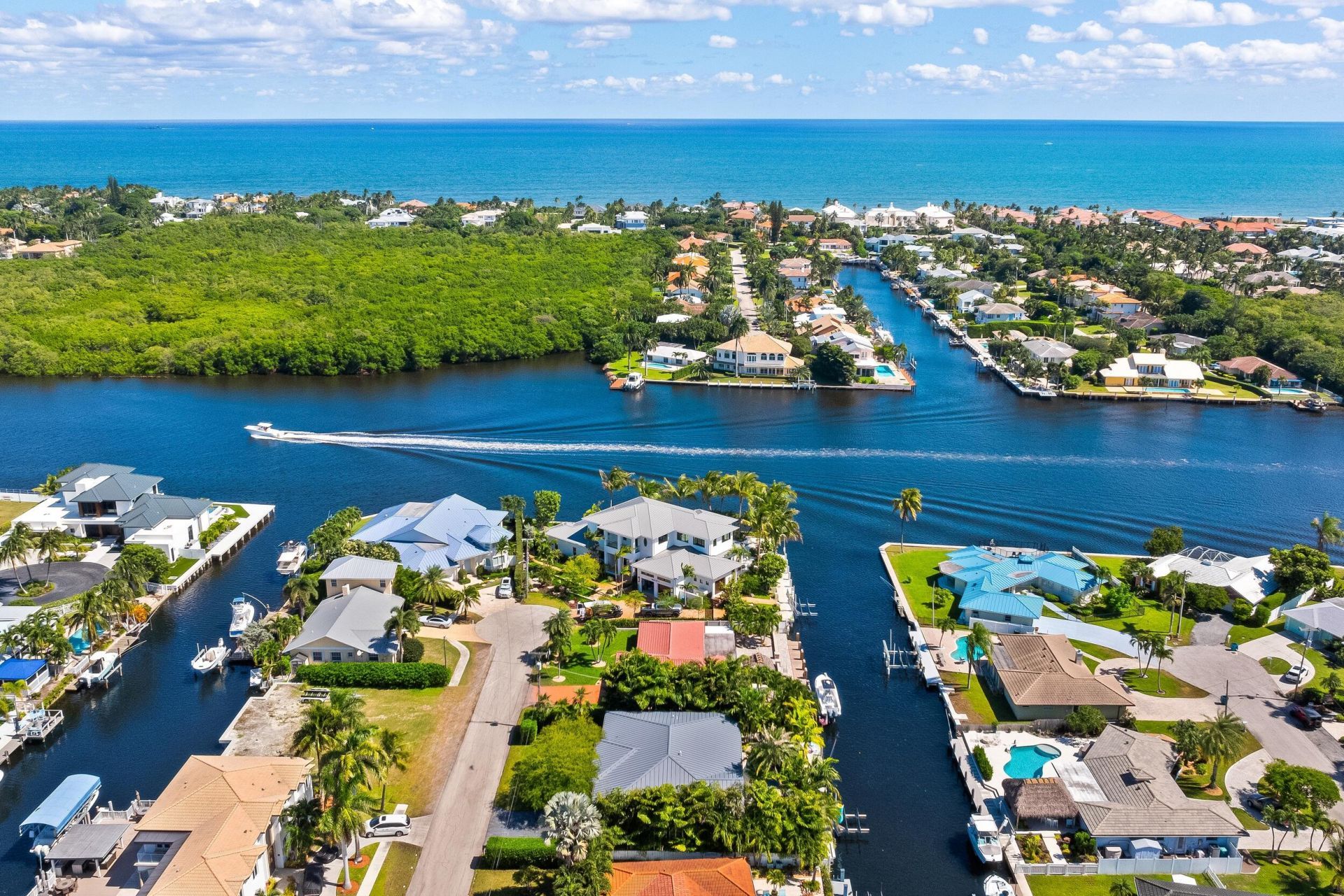 940 Greenbriar Drive, Boynton Beach, FL 33435 Photo