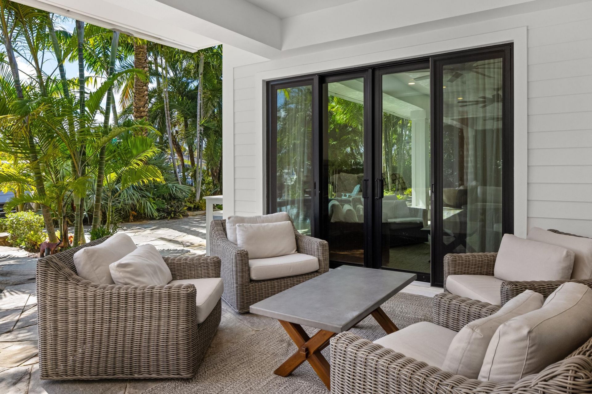 940 Greenbriar Drive, Boynton Beach, FL 33435 Photo