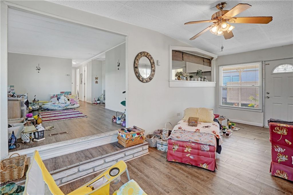 921 Laurel Circle, Sebastian, FL 32976 Photo