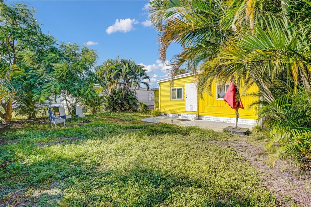 921 Laurel Circle, Sebastian, FL 32976 Photo