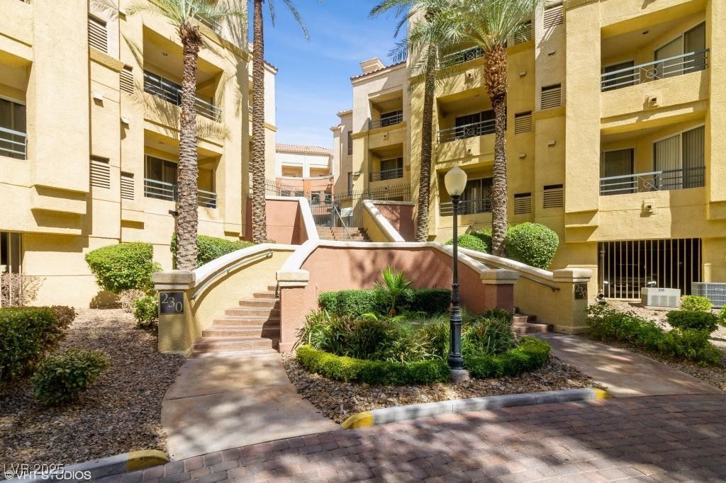 230 E Flamingo Road, Unit 335, Las Vegas, NV 89169 Main Photo