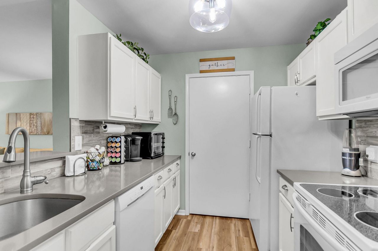 2011 N Highway 17 Photo 14