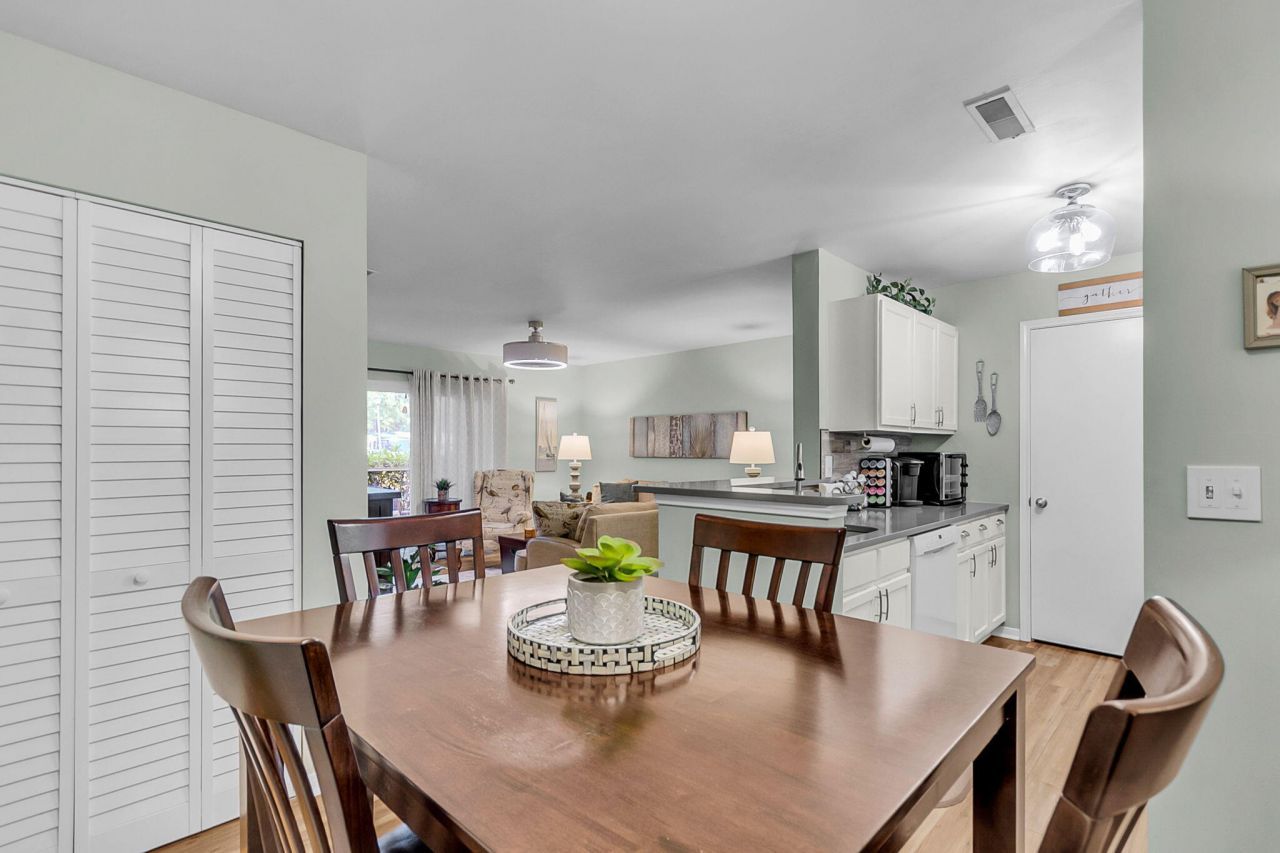 2011 N Highway 17 Photo 19