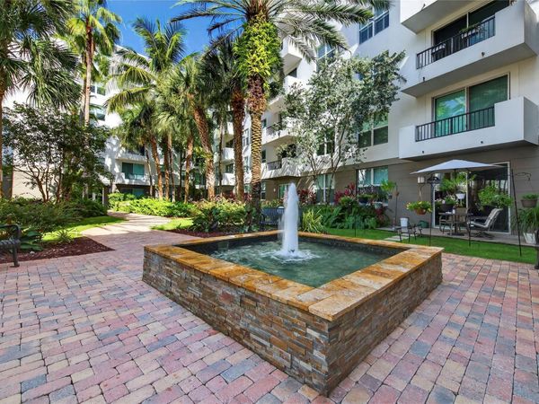 2421 NE 65th Street, Unit 209, Fort Lauderdale, FL 33308