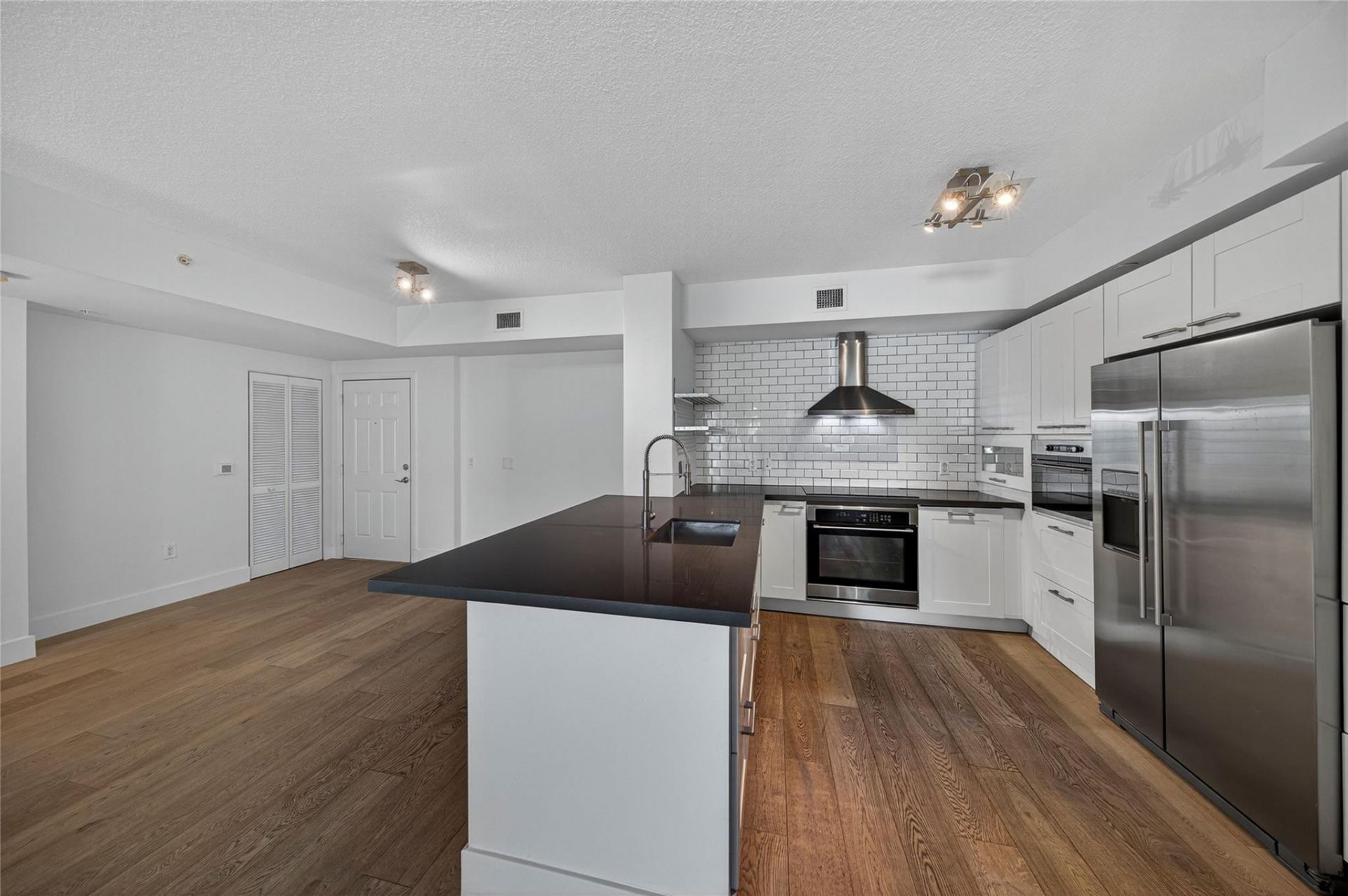 2421 NE 65th Street, Unit 209, Fort Lauderdale, FL 33308 Photo