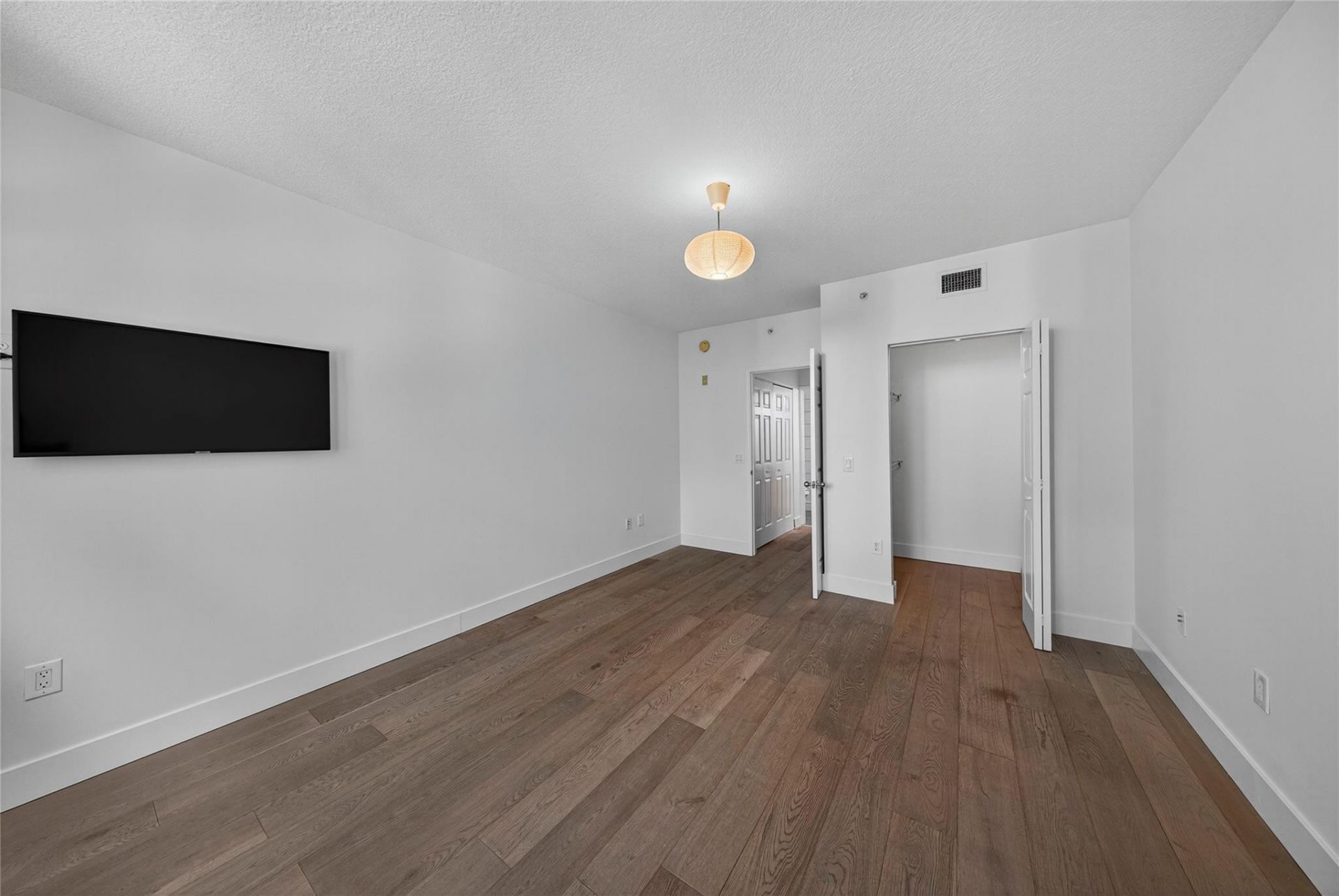 2421 NE 65th Street, Unit 209, Fort Lauderdale, FL 33308 Photo