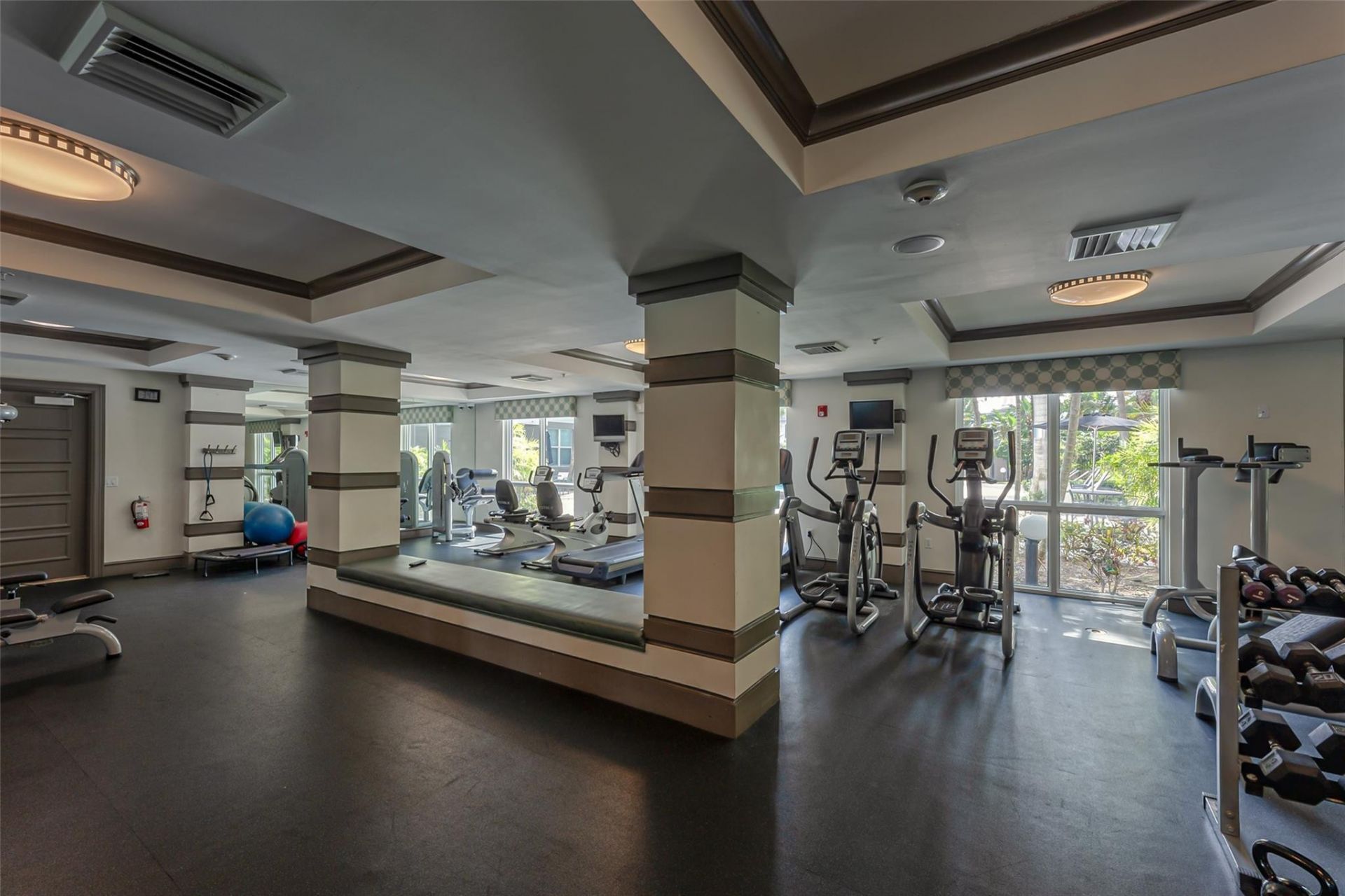 2421 NE 65th Street, Unit 209, Fort Lauderdale, FL 33308 Photo