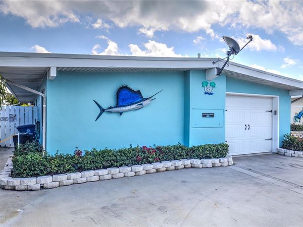 8 SADOWSKI CAUSEWAY, KEY COLONY BEACH, FL 33051