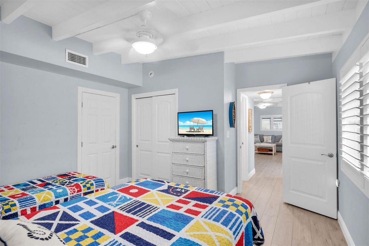 8 Sadowski Causeway, Key Colony Beach, FL 33051 Photo