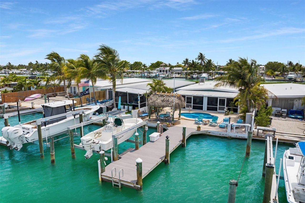 8 Sadowski Causeway, Key Colony Beach, FL 33051 Photo