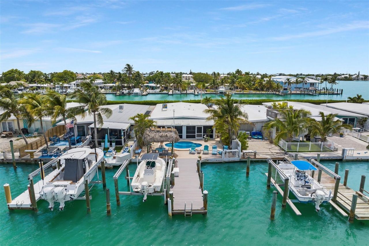 8 Sadowski Causeway, Key Colony Beach, FL 33051 Photo