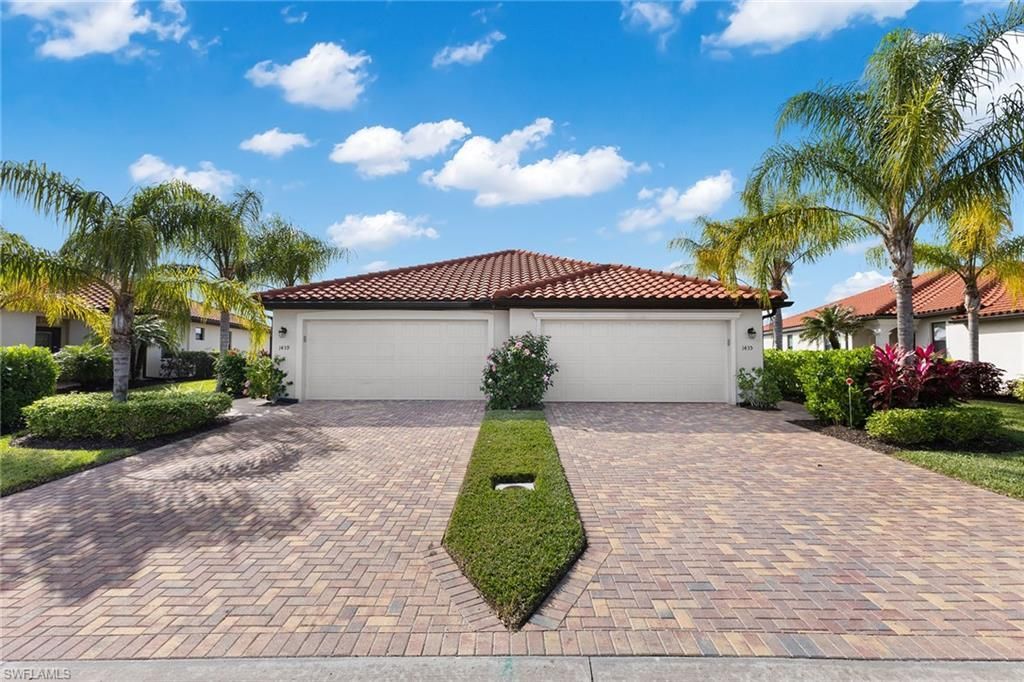 1439 Oceania Dr S, Naples, FL 34113 Photo