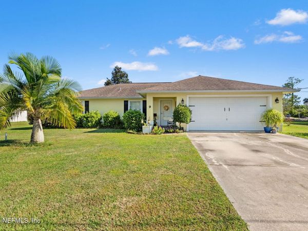 9 LLORET Place, Palm Coast, FL 32164