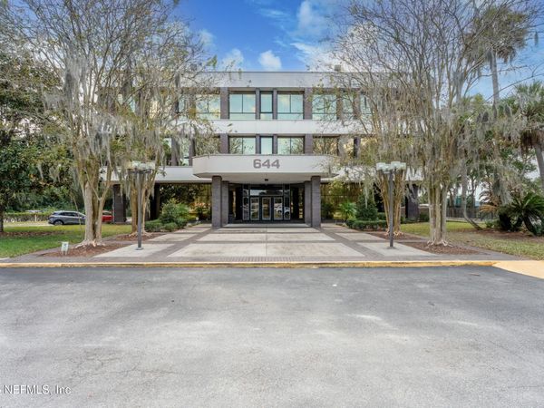 644 CESERY Boulevard, Jacksonville, FL 32211