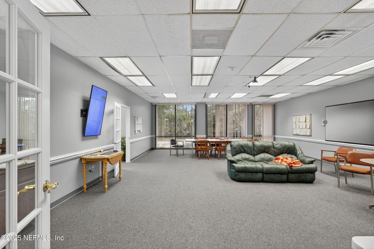 644 Cesery Boulevard, Jacksonville, FL 32211 Photo