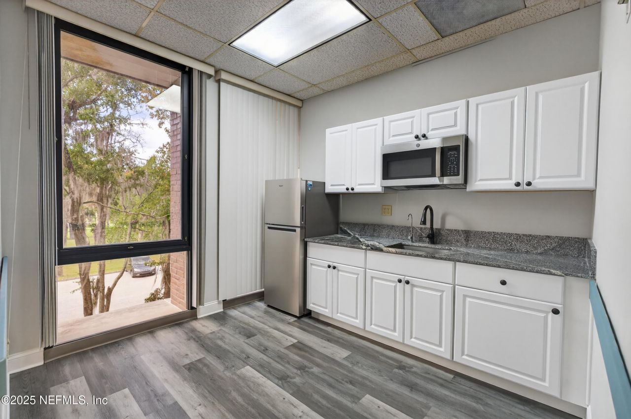 644 Cesery Boulevard, Jacksonville, FL 32211 Photo