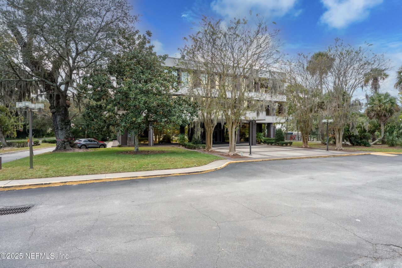 644 Cesery Boulevard, Jacksonville, FL 32211 Photo