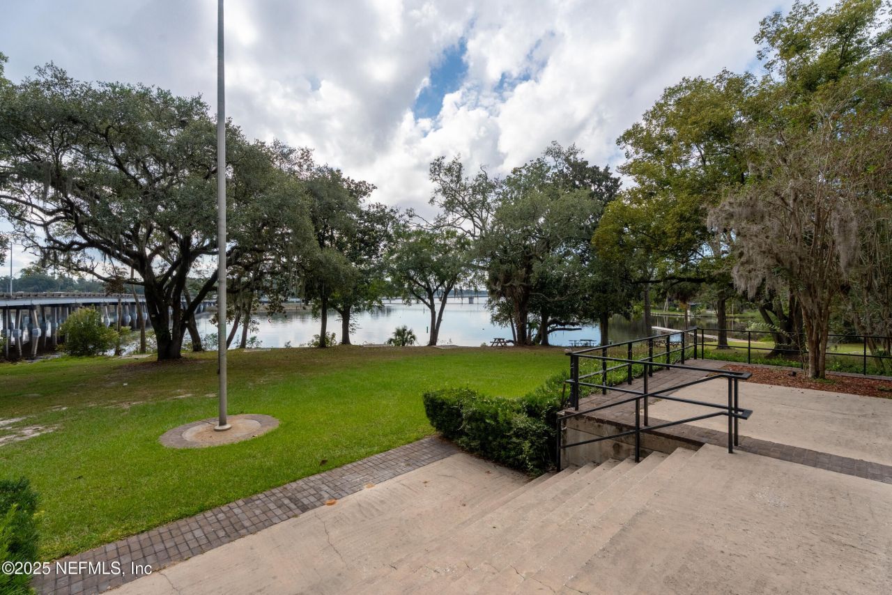 644 Cesery Boulevard, Jacksonville, FL 32211 Photo