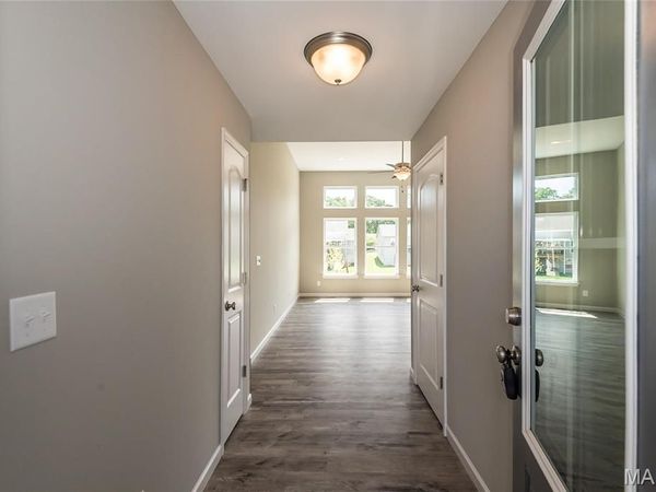 960 Brookfield Chase Court, Florissant, MO 63031