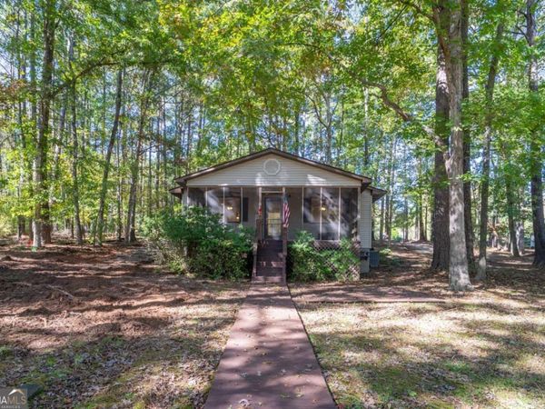 248 W River Bend Drive, Eatonton, GA 31024